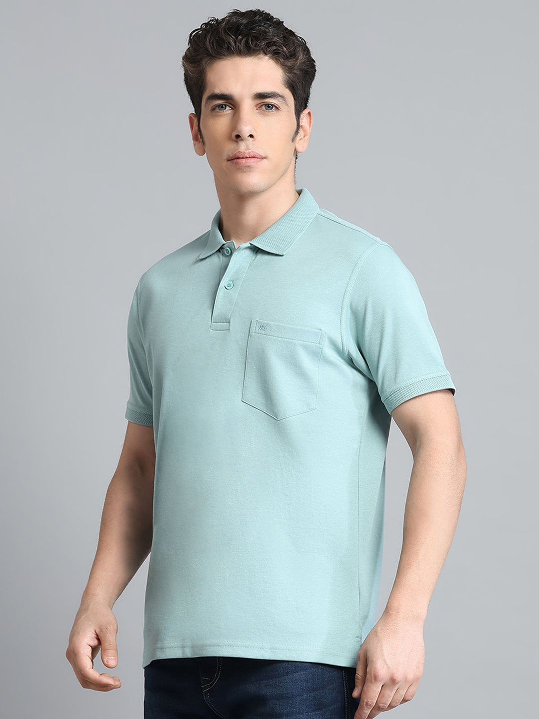 Men Green Solid Collar Half Sleeve T-Shirt