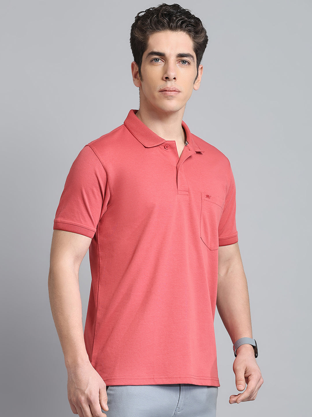 Men Rust Solid Collar Half Sleeve T-Shirt