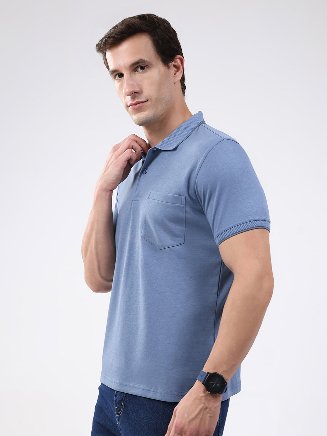 Men Blue Solid Collar Half Sleeve T-Shirt