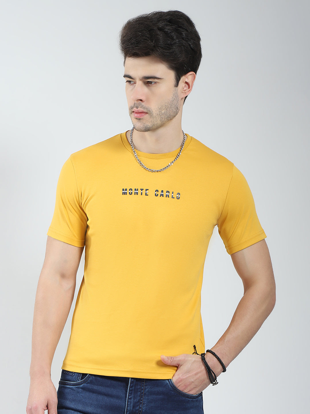 Men Mustard Solid Round Neck Half Sleeve T-Shirt