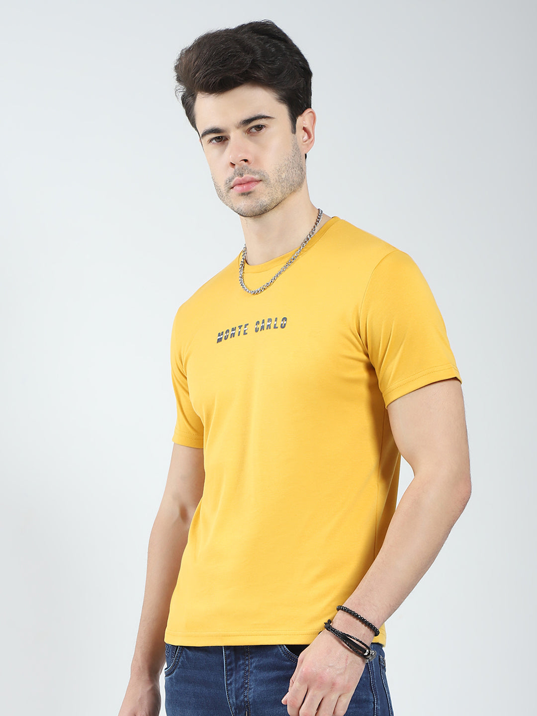 Men Mustard Solid Round Neck Half Sleeve T-Shirt
