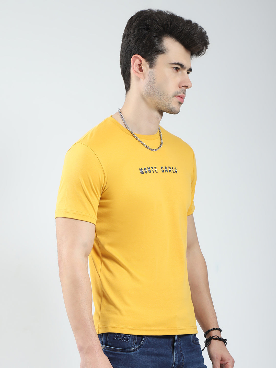 Men Mustard Solid Round Neck Half Sleeve T-Shirt