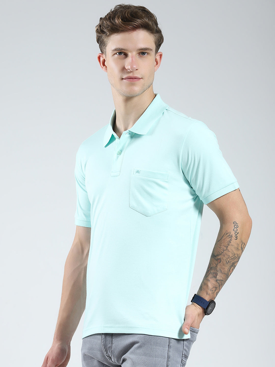 Men Blue Solid Collar Half Sleeve T-Shirt