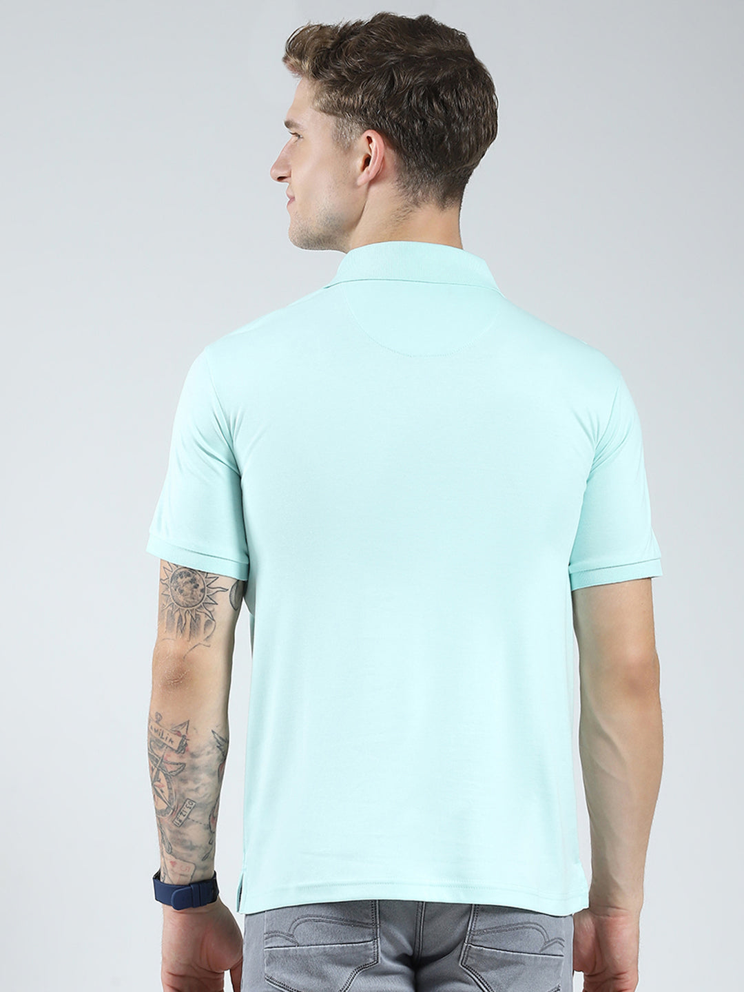 Men Blue Solid Collar Half Sleeve T-Shirt