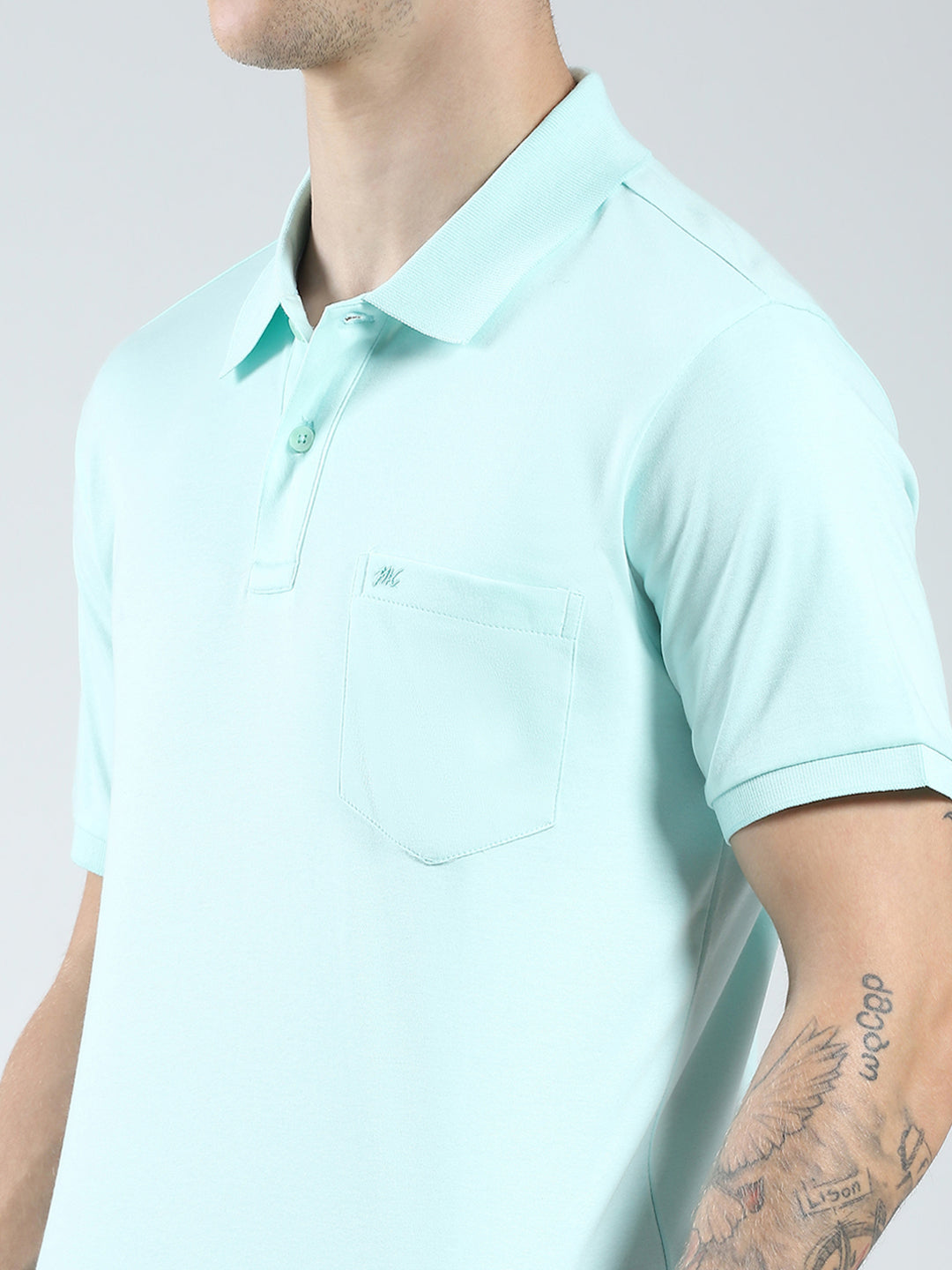 Men Blue Solid Collar Half Sleeve T-Shirt