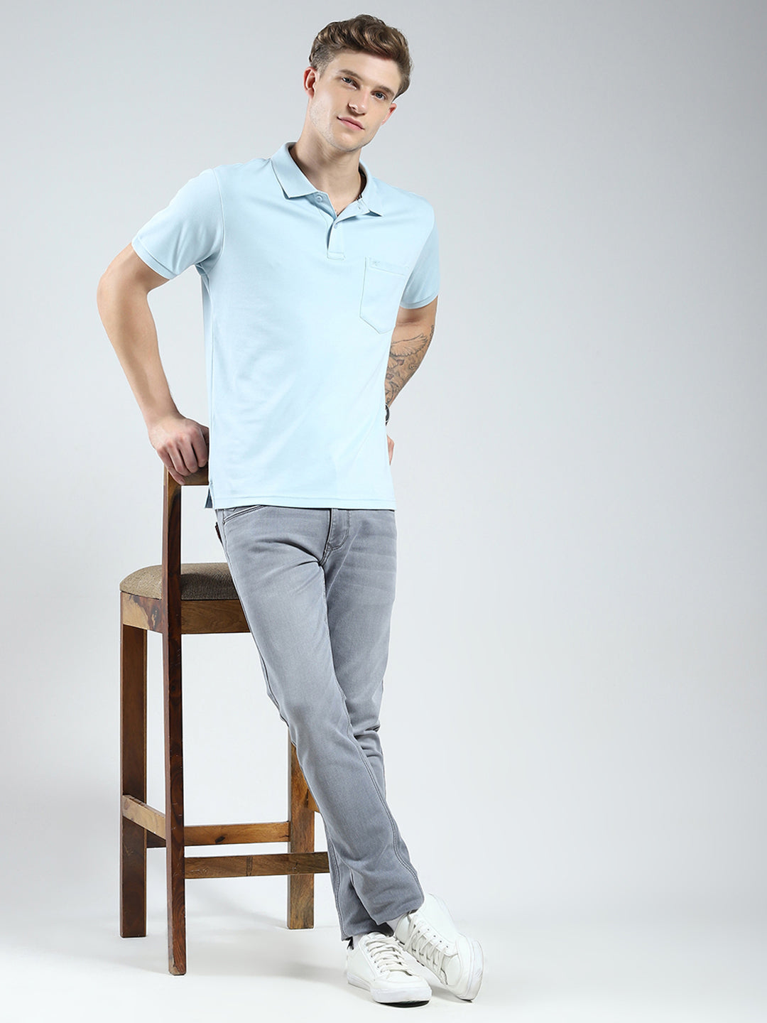 Men Blue Solid Collar Half Sleeve T-Shirt