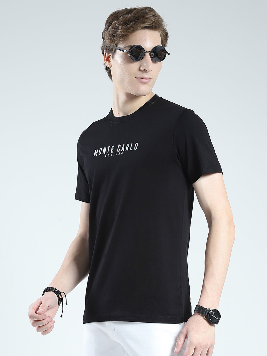 Men Black Solid Round Neck Half Sleeve T-Shirt