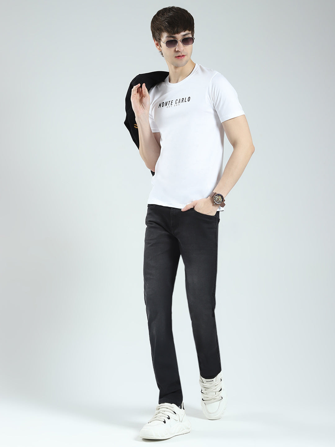 Men White Solid Round Neck Half Sleeve T-Shirt