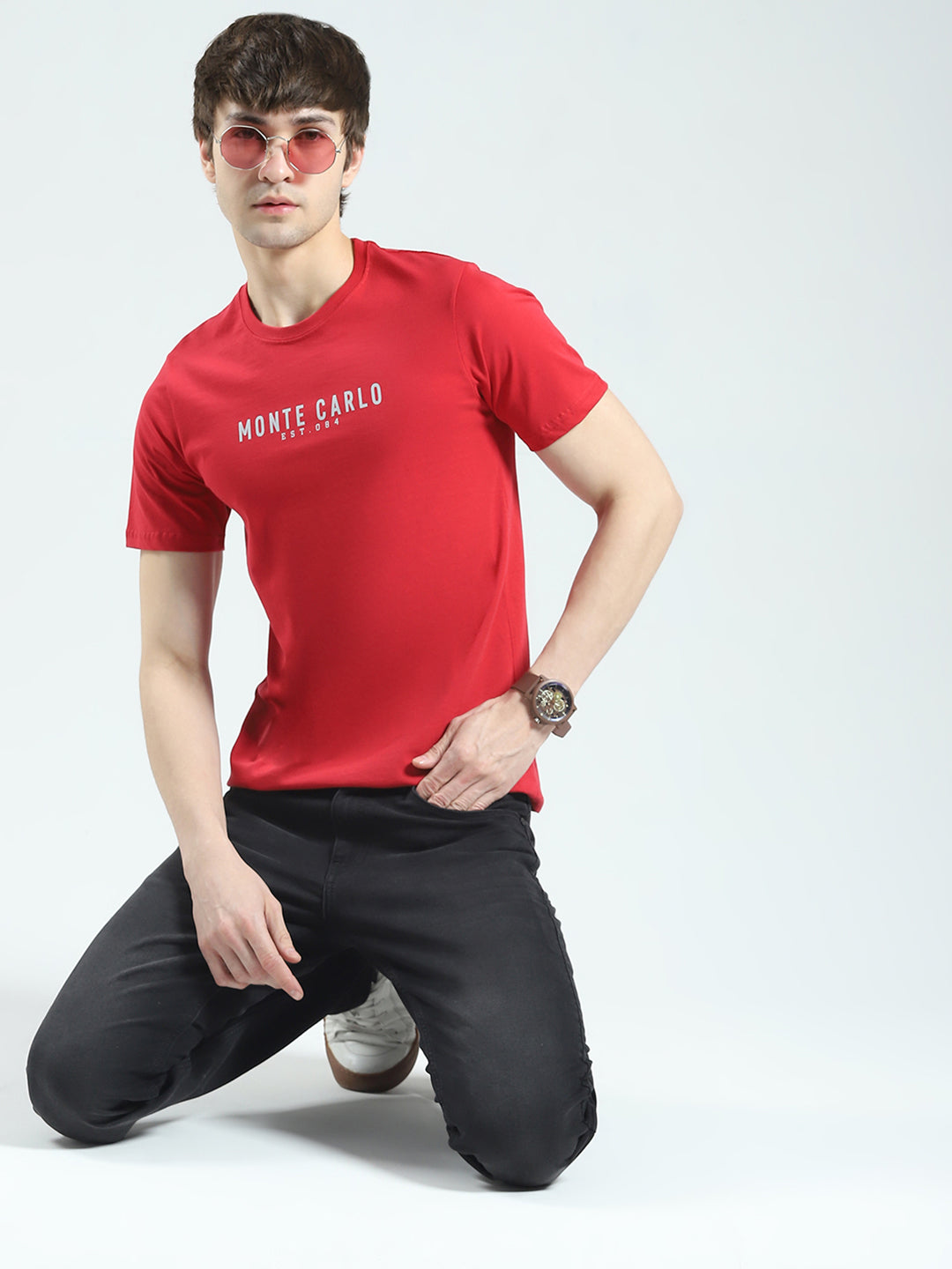 Men Maroon Solid Round Neck Half Sleeve T-Shirt