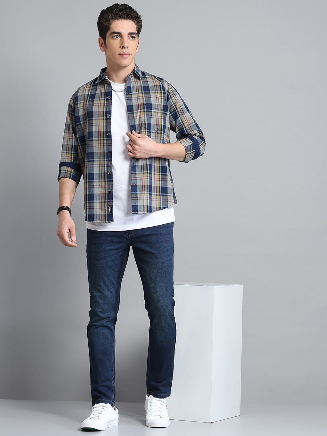 Men Blue Check Collar Full Sleeve Shirt