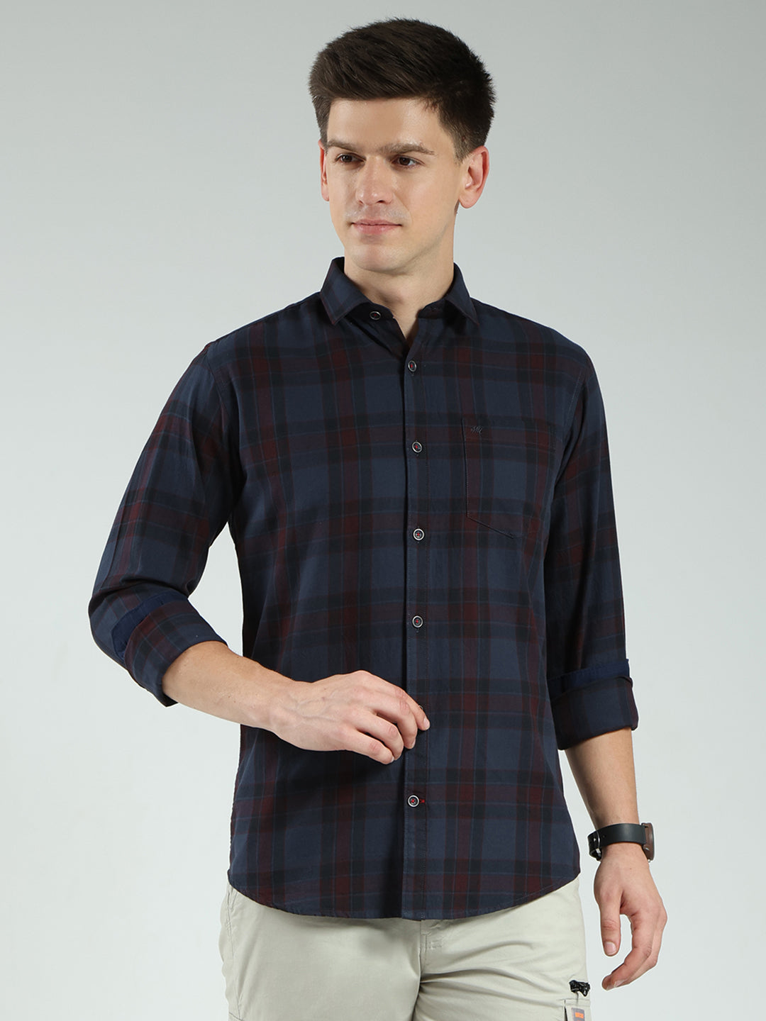 Men Grey Check Collar Full Sleeve Shirt