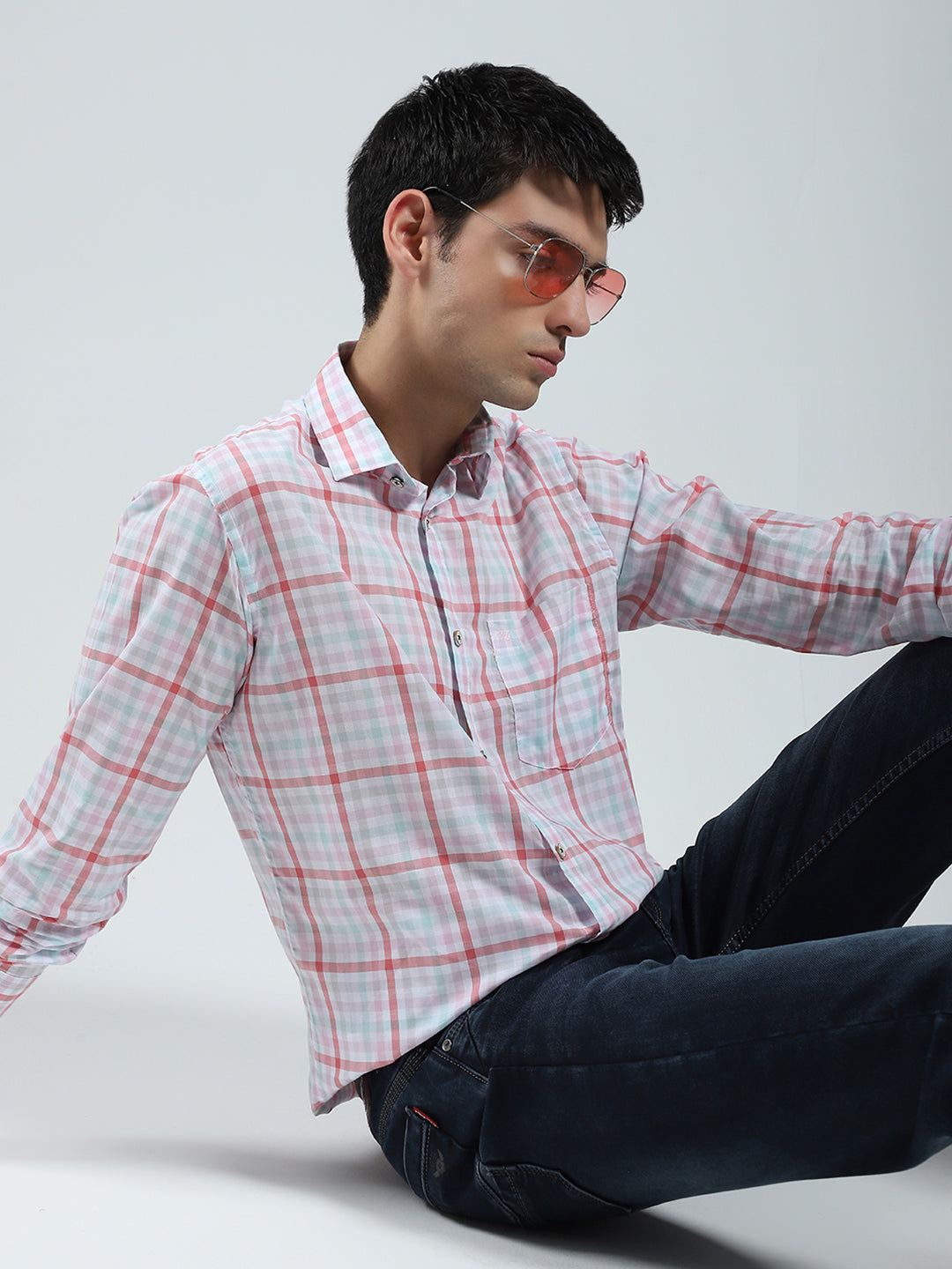 Men Pink Check Collar Full Sleeve Shirt