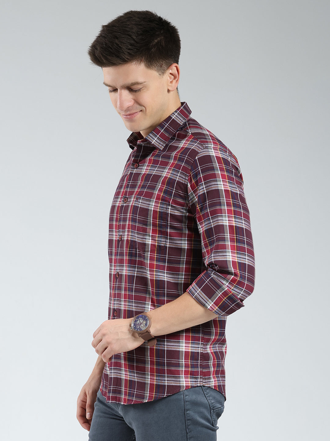 Men Red Check Collar Full Sleeve Shirt