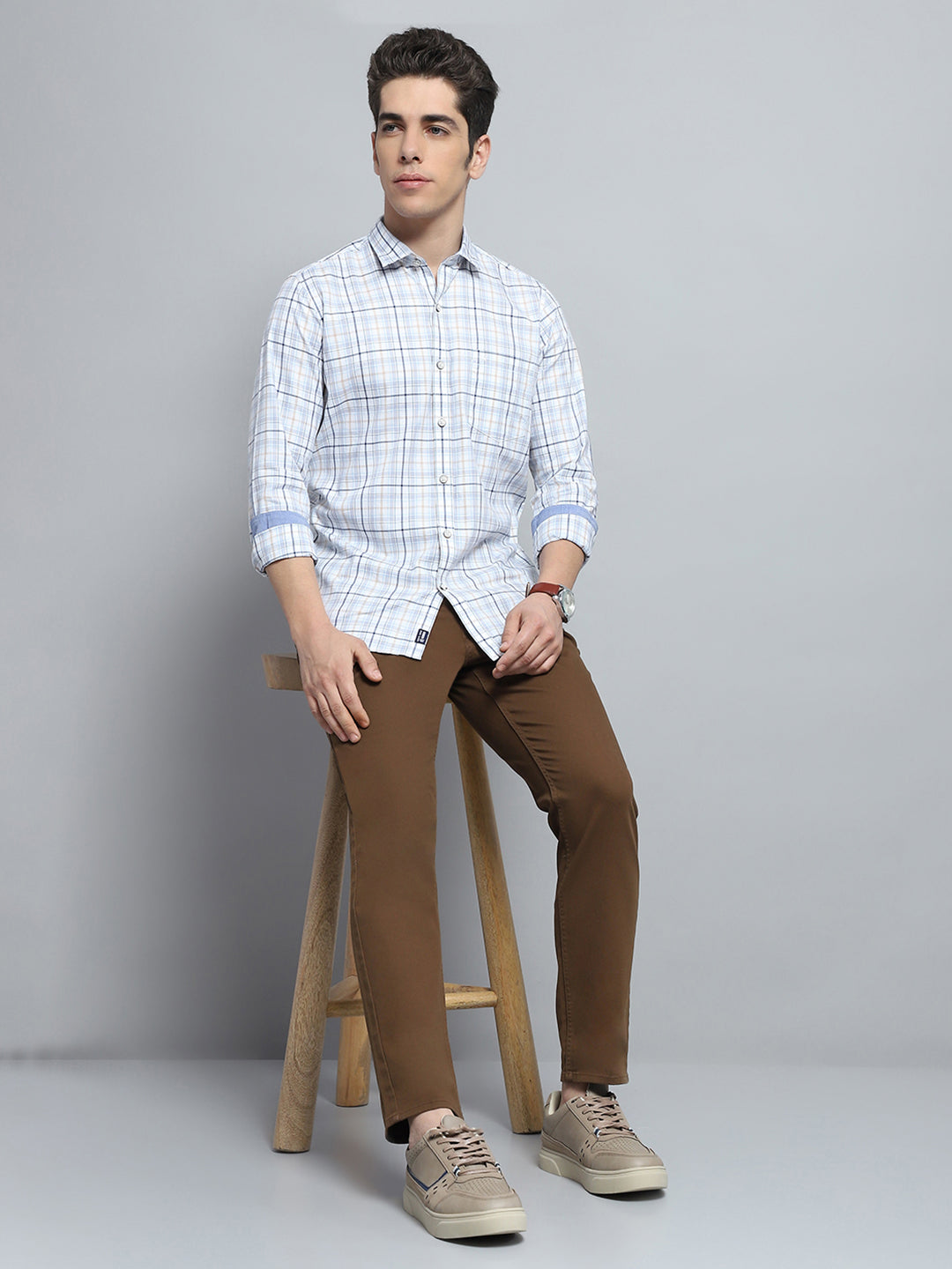 Men White Check Collar Full Sleeve Shirt