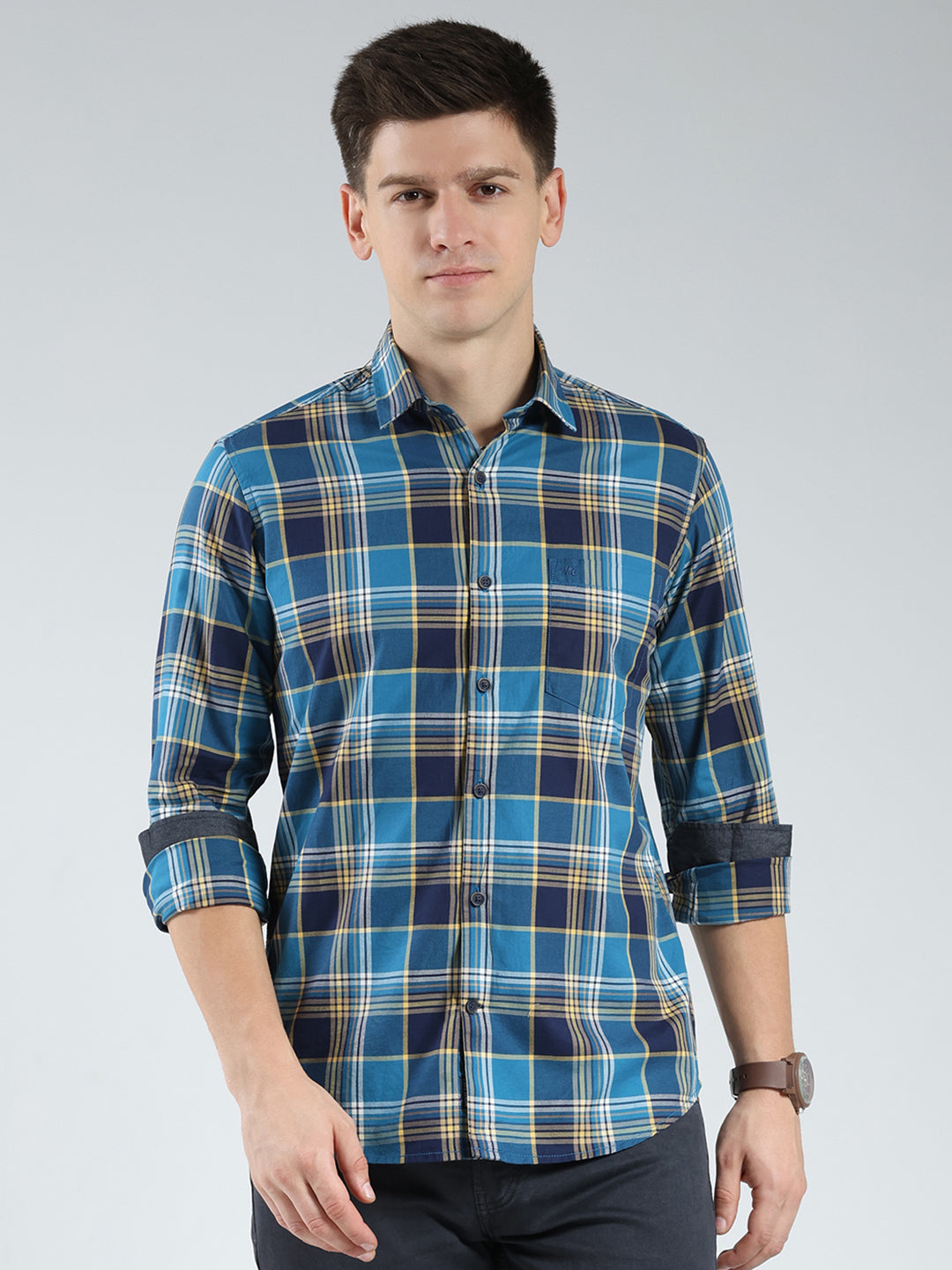 Men Blue Check Collar Full Sleeve Shirt