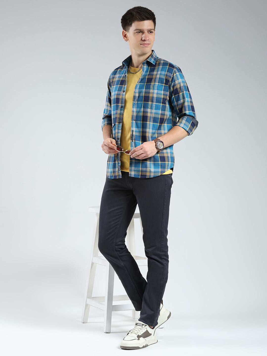 Men Blue Check Collar Full Sleeve Shirt