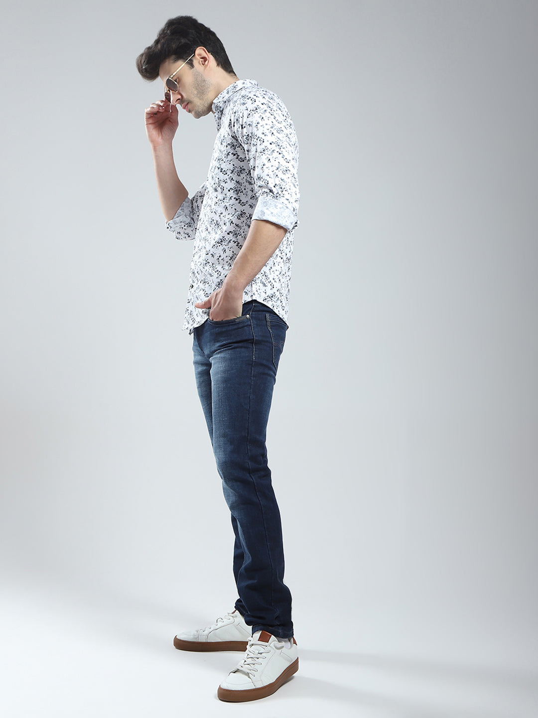 Men White Printed Collar Full Sleeve Shirt