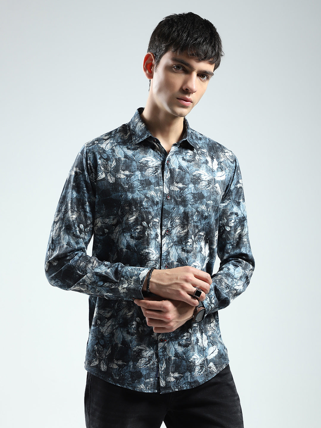 Men Blue Printed Collar Full Sleeve Shirt
