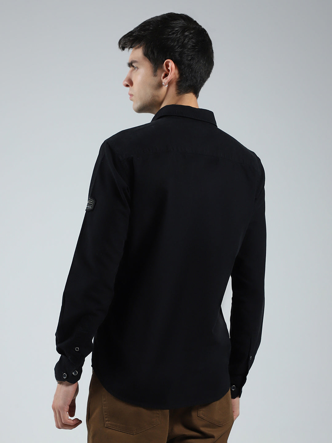 Men Black Solid Collar Full Sleeve Shirt