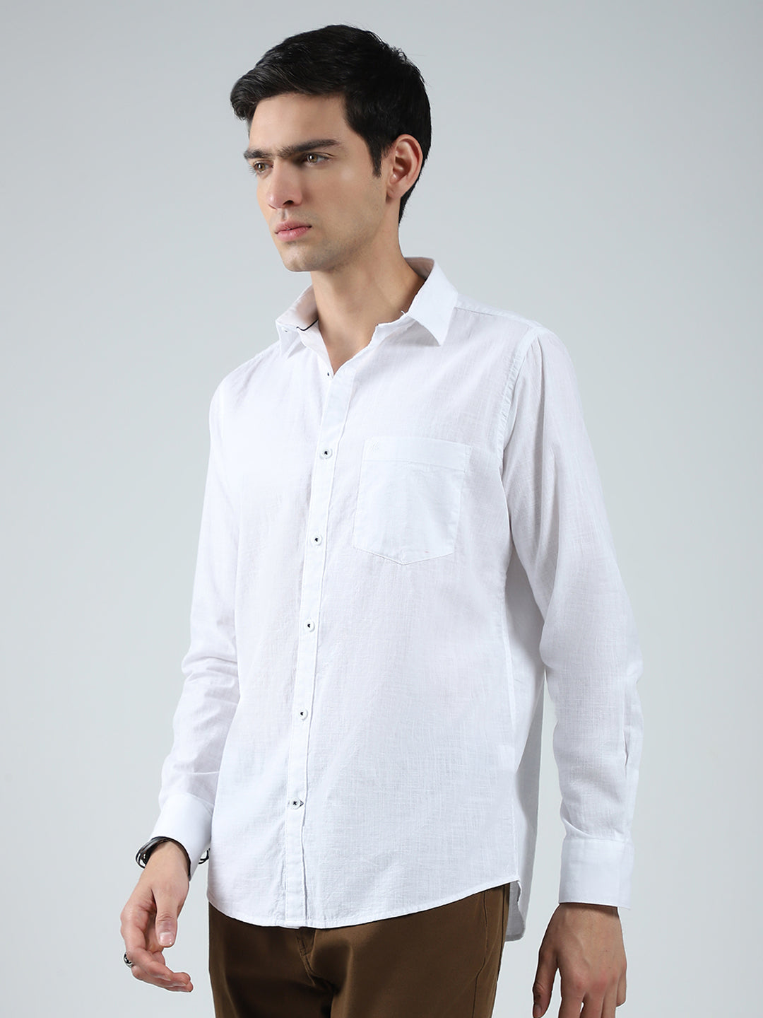Men White Solid Collar Full Sleeve Shirt