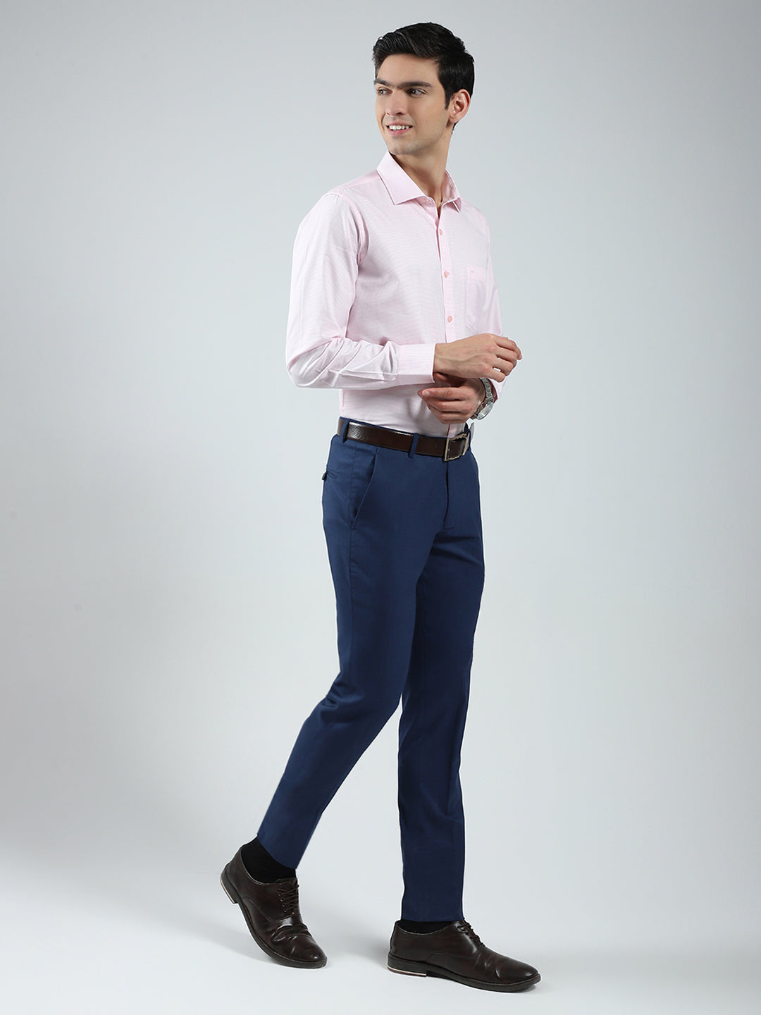 Men Pink Solid Collar Full Sleeve Shirt