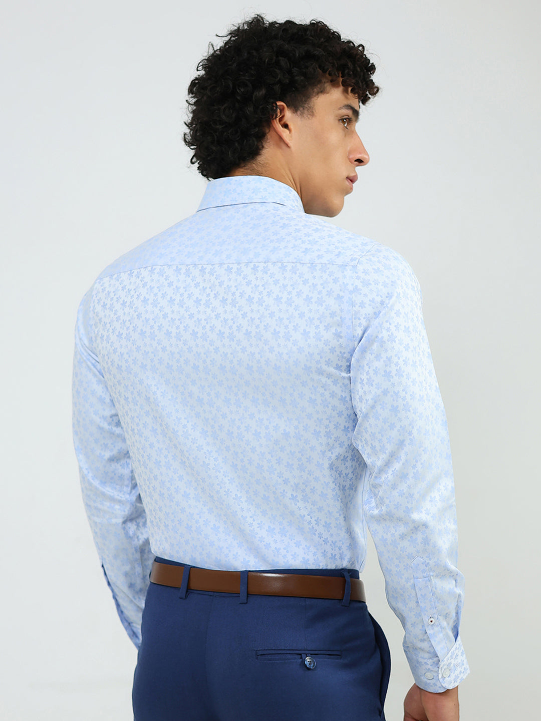 Luxuria Men Blue Solid Collar Full Sleeve Shirt