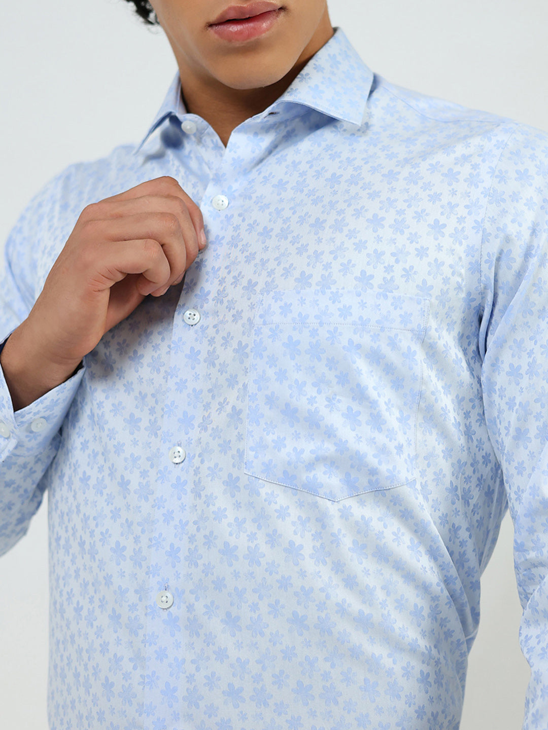 Luxuria Men Blue Solid Collar Full Sleeve Shirt