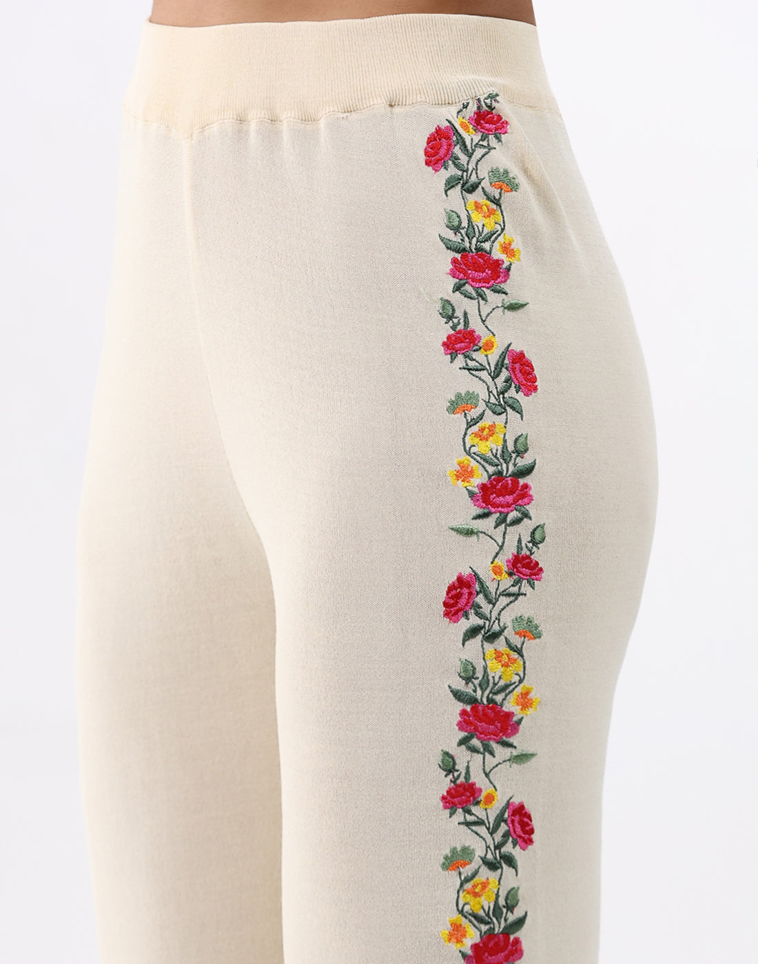 Women Cream Solid Round Neck Sleeveless Cords Set