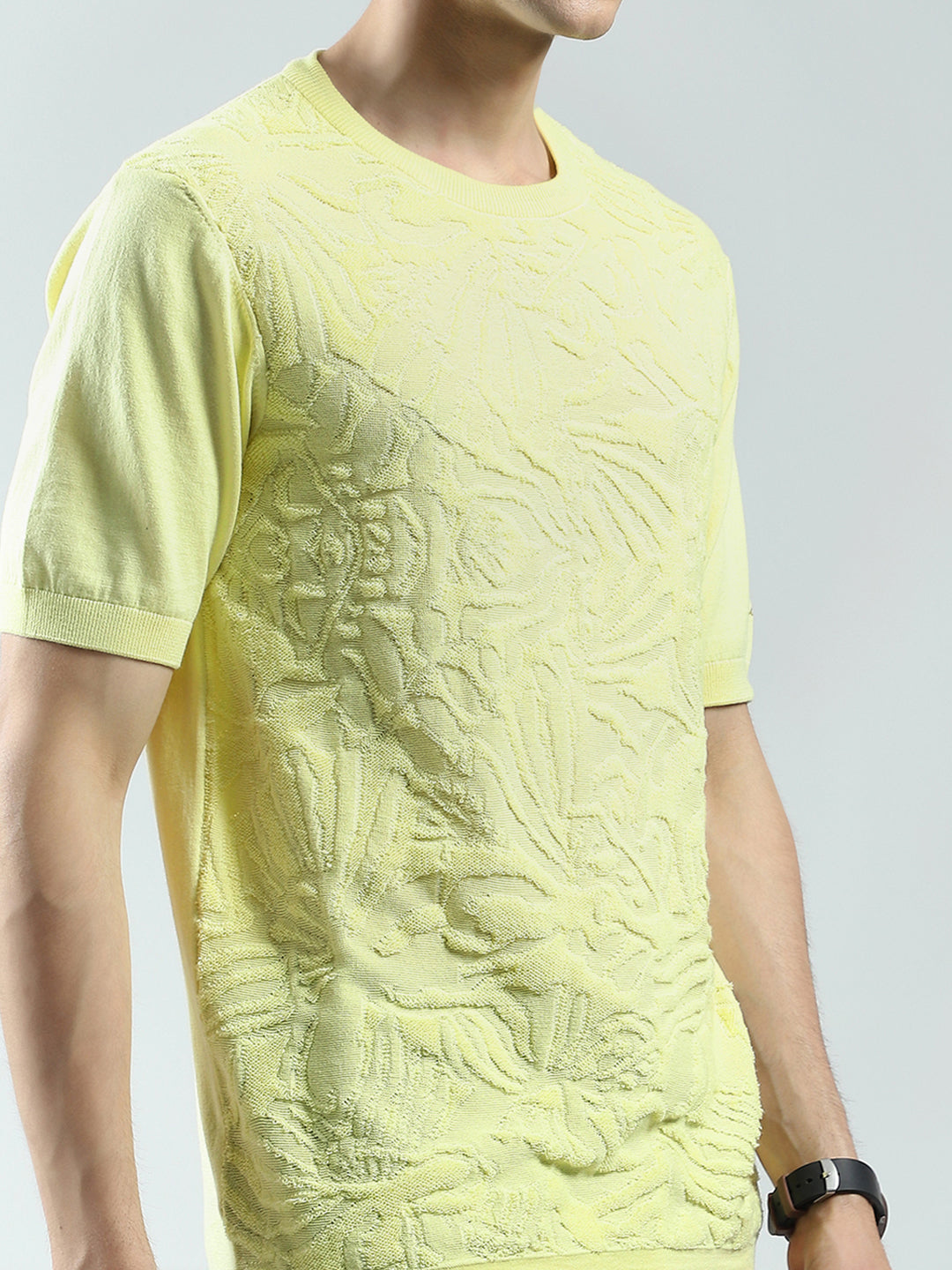 Men Yellow Self Design Round Neck Half Sleeve T-Shirt
