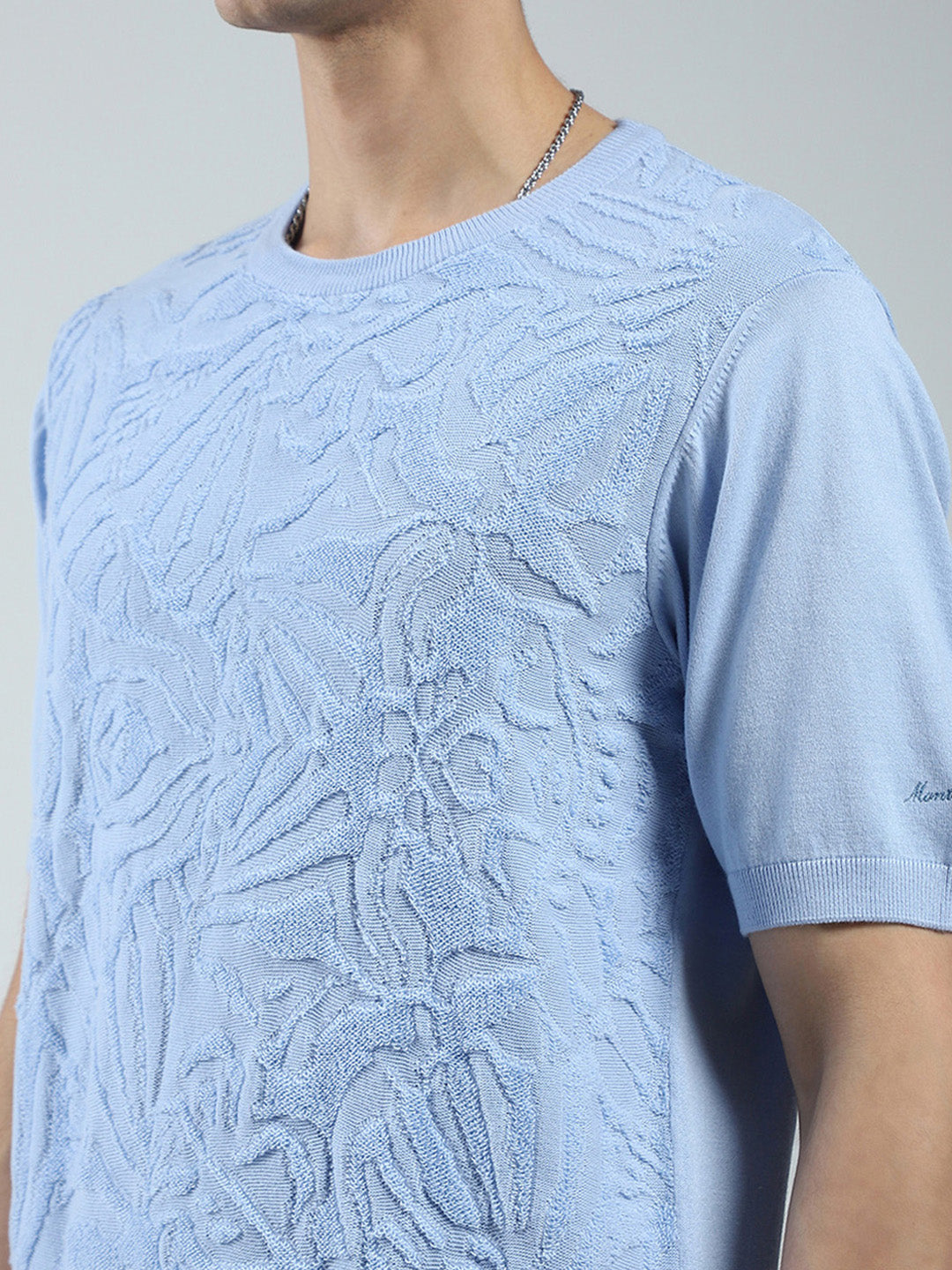 Men Blue Self Design Round Neck Half Sleeve T-Shirt