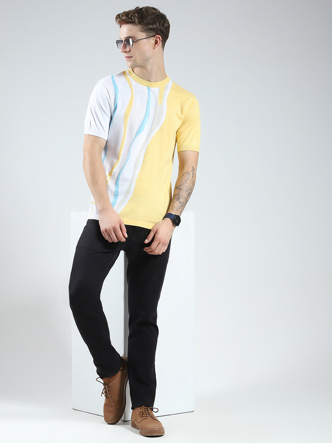 Men Yellow Self Design Round Neck Half Sleeve T-Shirt