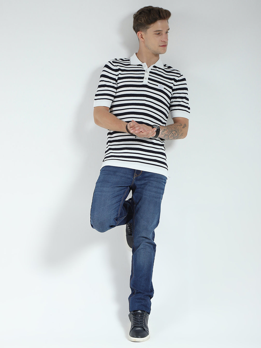 Men White Stripe Collar Half Sleeve T-Shirt