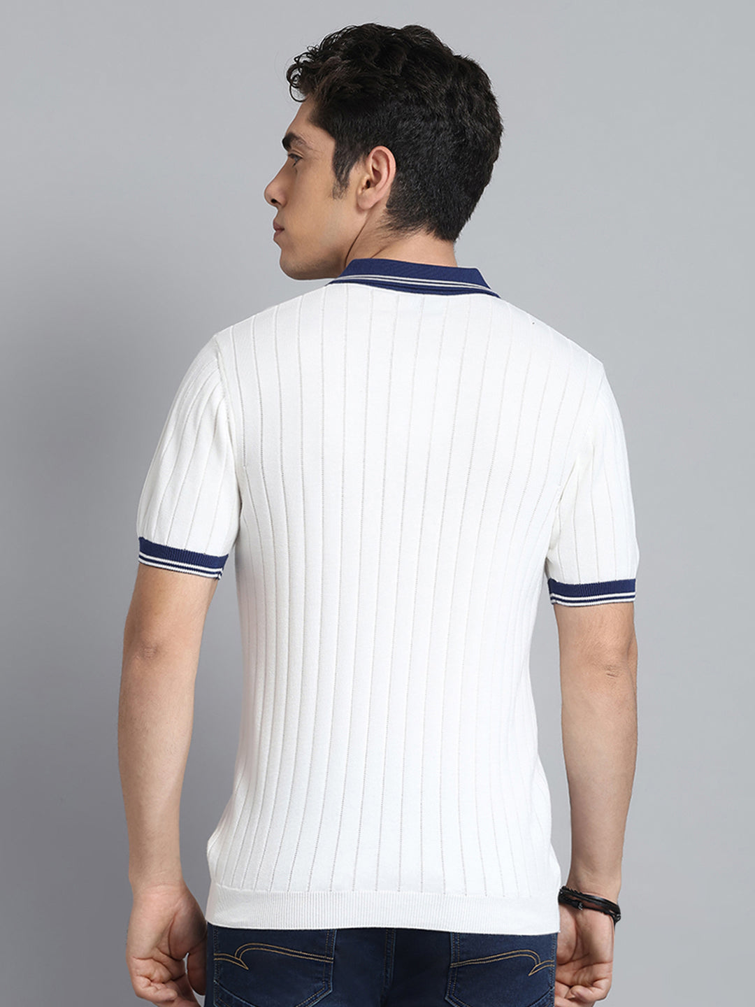 Men Off White Self Design Collar Half Sleeve T-Shirt