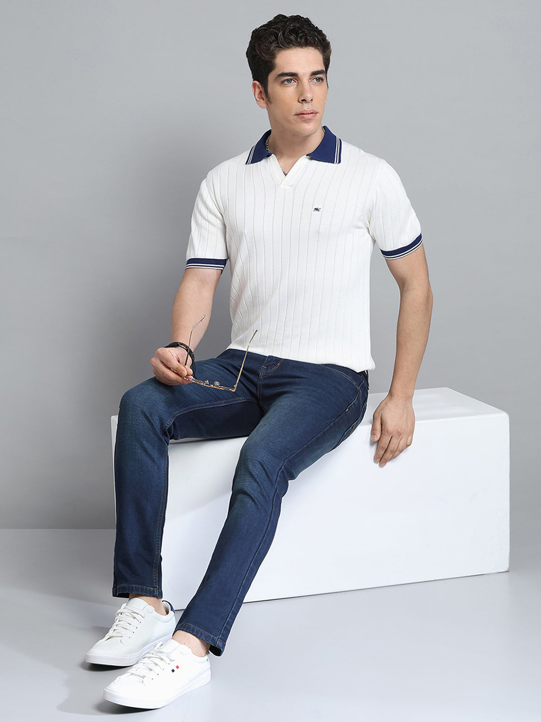 Men Off White Self Design Collar Half Sleeve T-Shirt