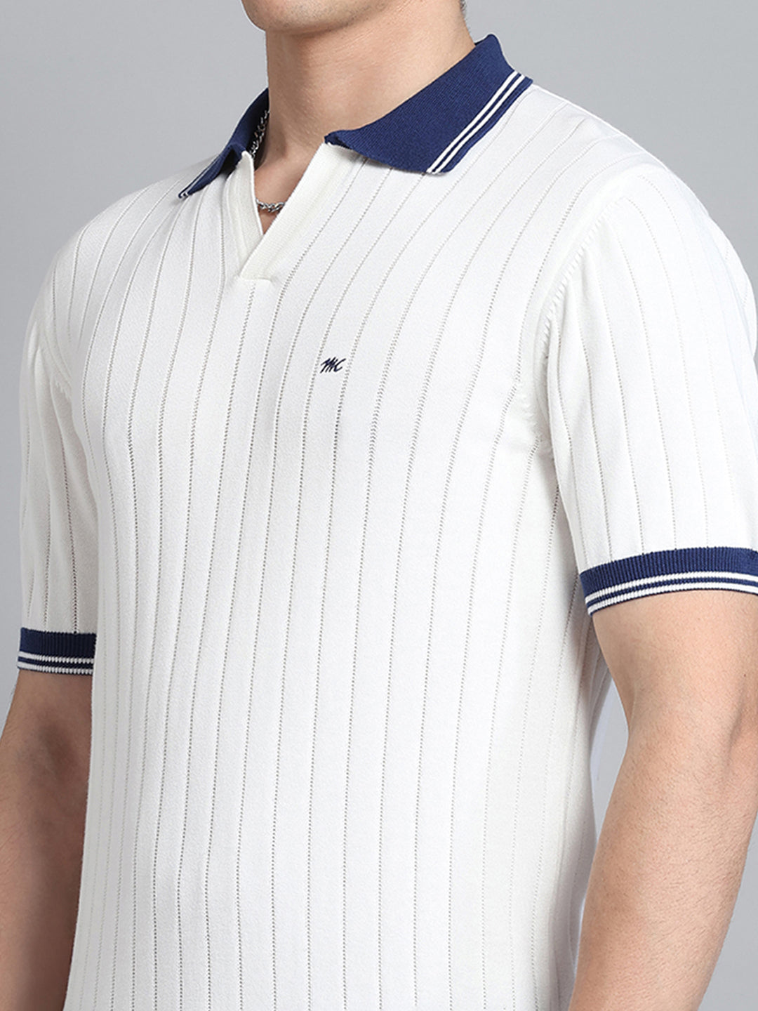 Men Off White Self Design Collar Half Sleeve T-Shirt