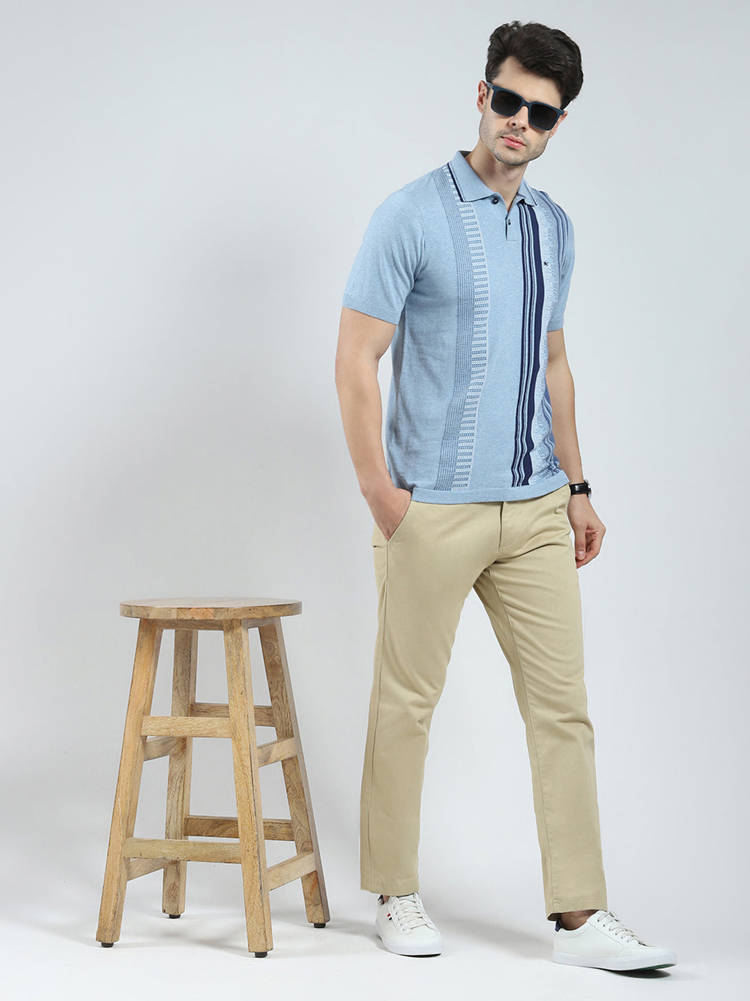 Men Blue Self Design Collar Half Sleeve T-Shirt