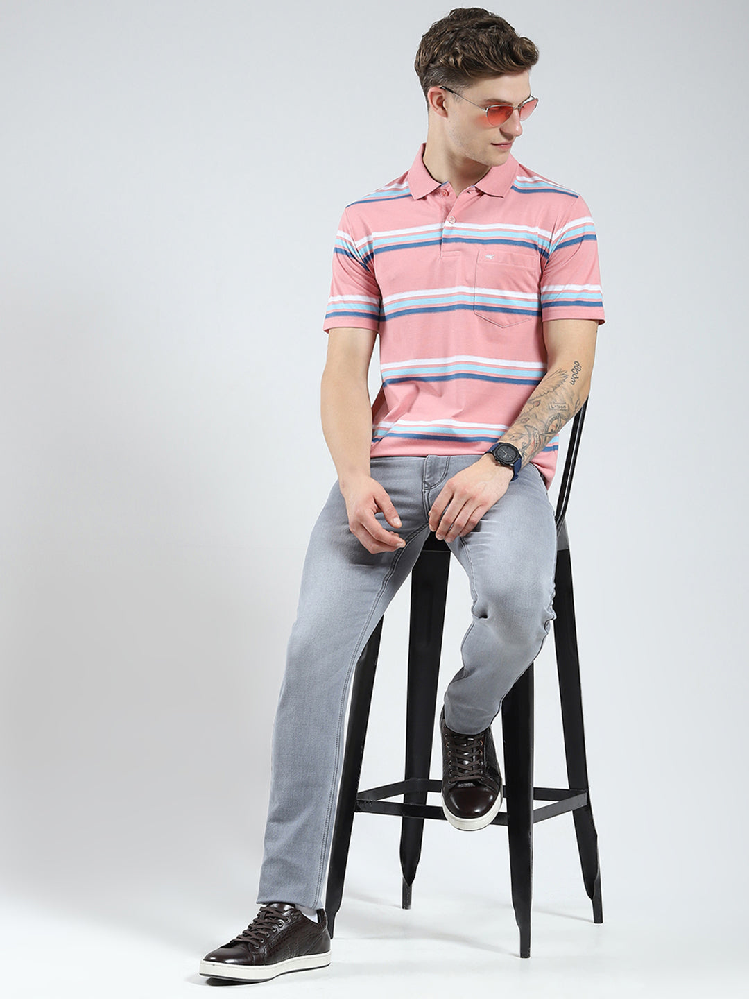 Men Pink Stripe Collar Half Sleeve T-Shirt
