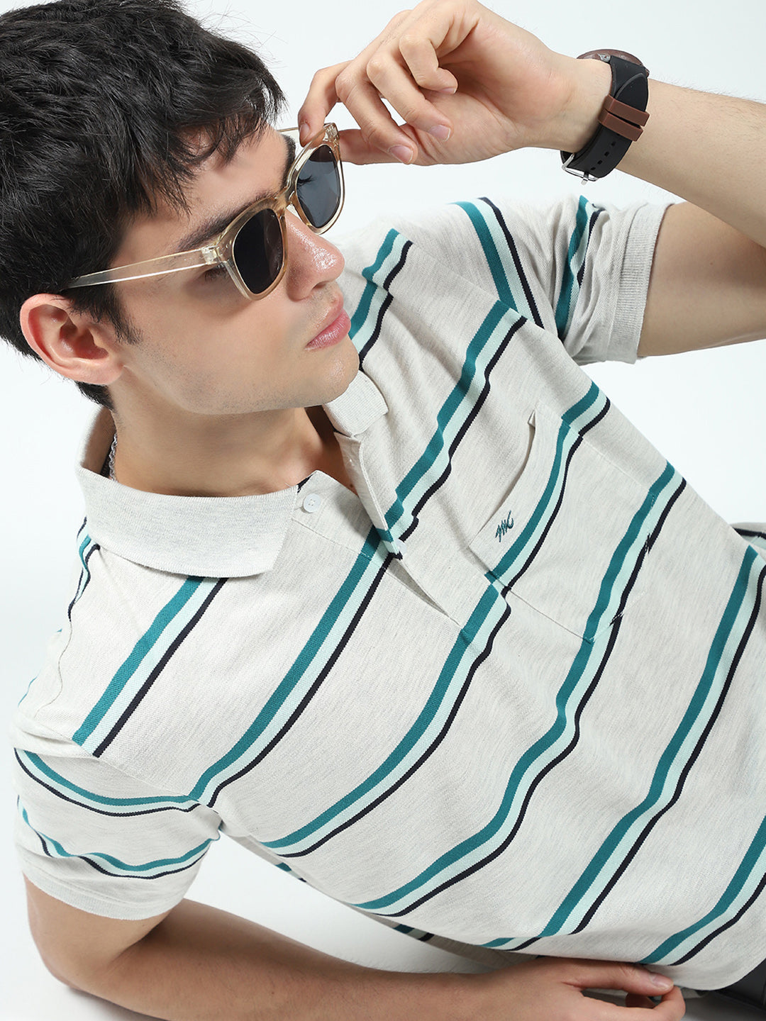 Men Grey Stripe Collar Half Sleeve T-Shirt