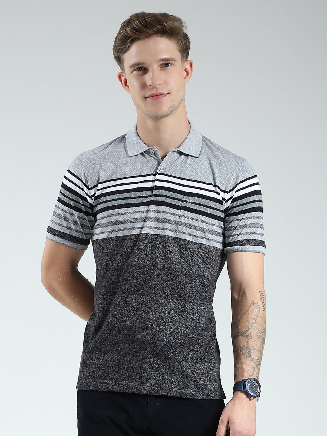 Men Black Stripe Collar Half Sleeve T-Shirt