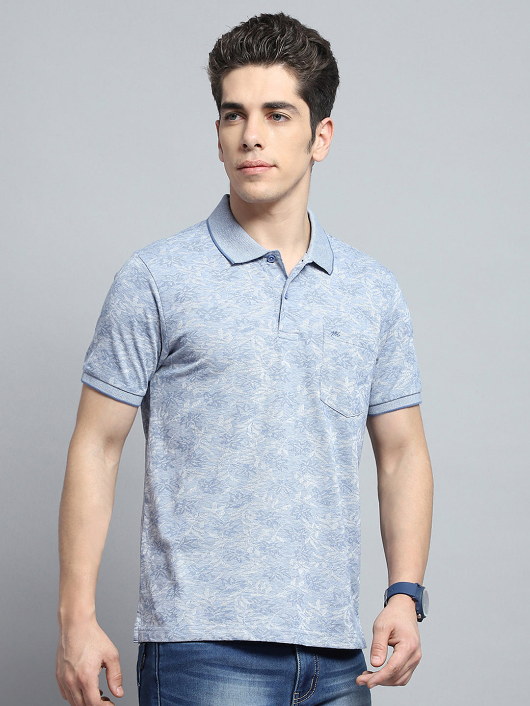 Men Blue Stripe Collar Half Sleeve T-Shirt