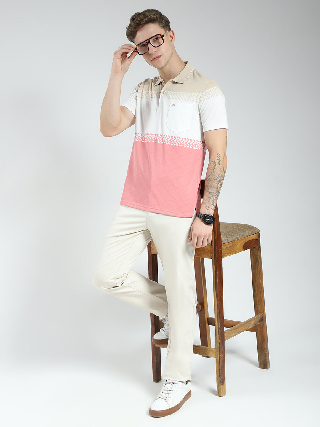 Men Pink Stripe Collar Half Sleeve T-Shirt
