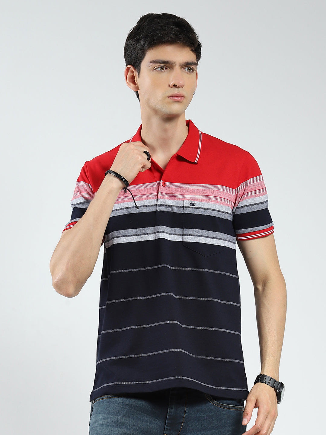 Men Red Stripe Collar Half Sleeve T-Shirt
