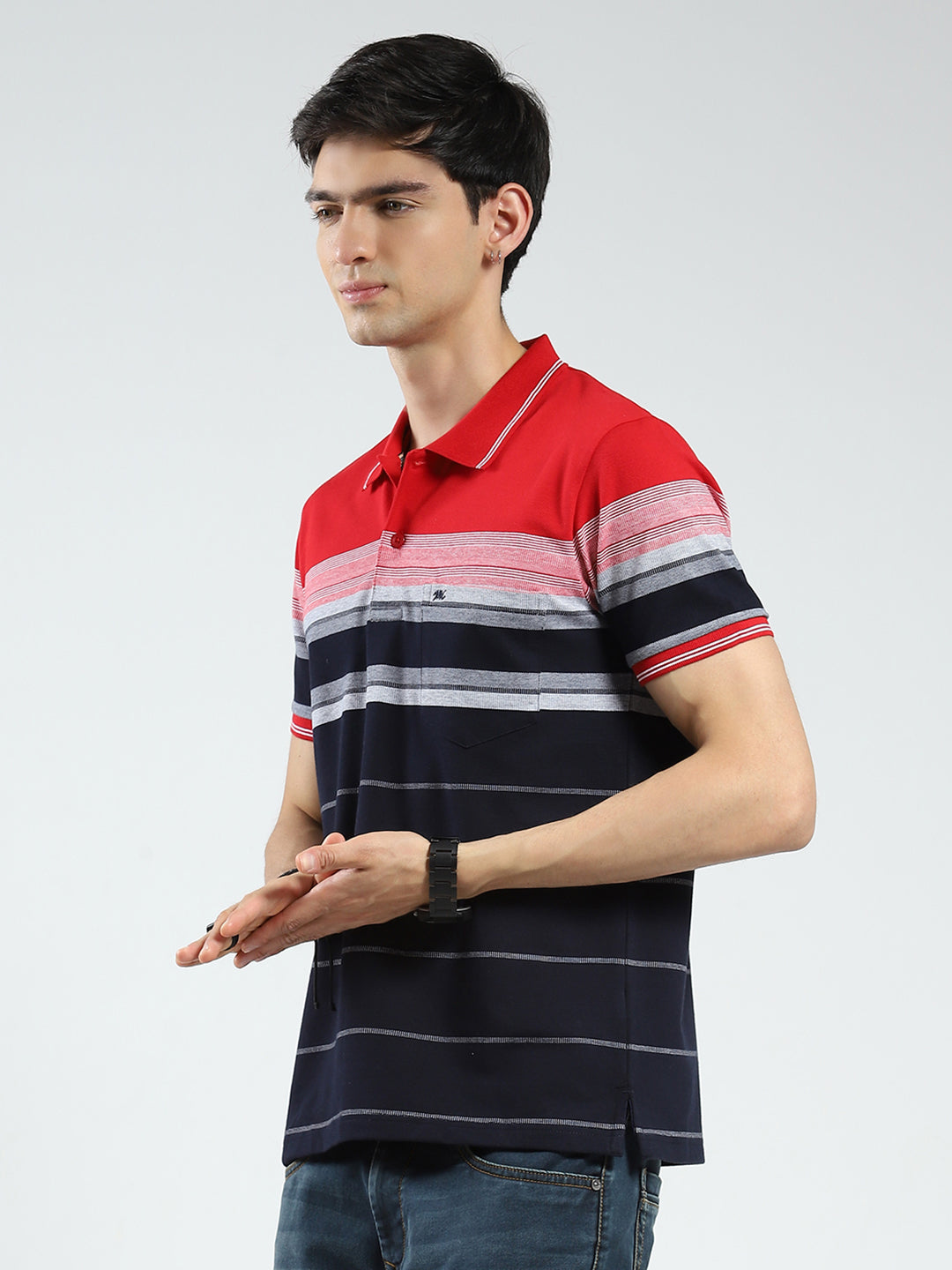 Men Red Stripe Collar Half Sleeve T-Shirt