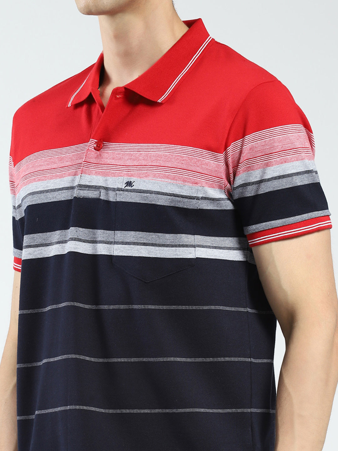 Men Red Stripe Collar Half Sleeve T-Shirt