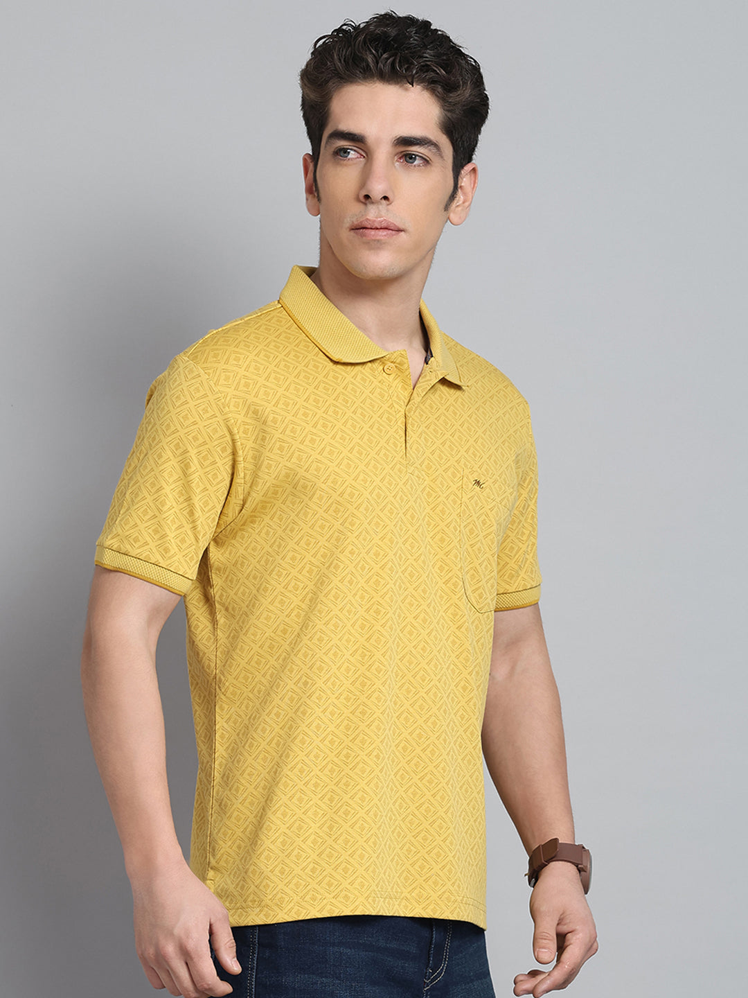 Men Yellow Printed Collar Half Sleeve T-Shirt