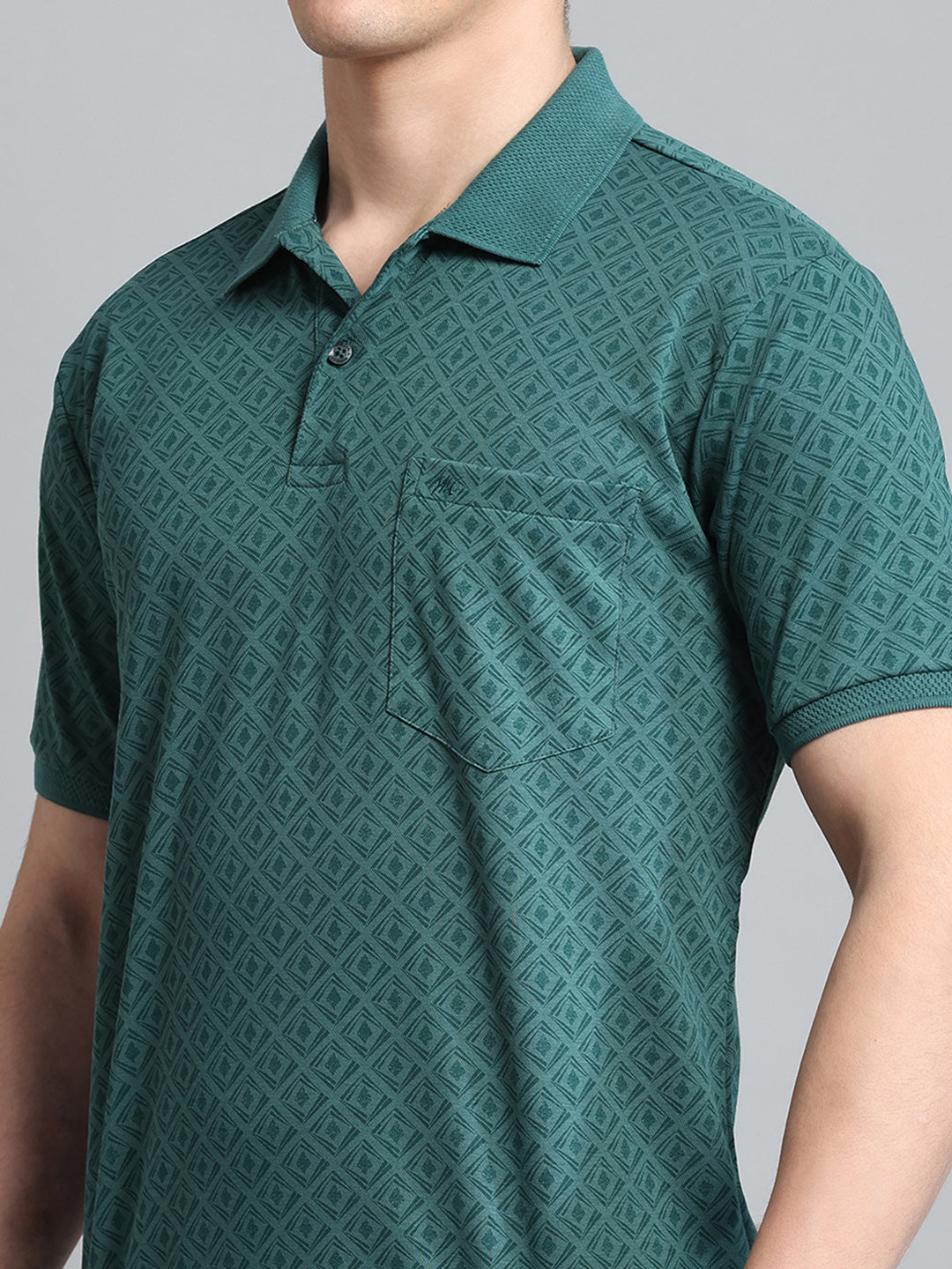 Men Green Printed Collar Half Sleeve T-Shirt