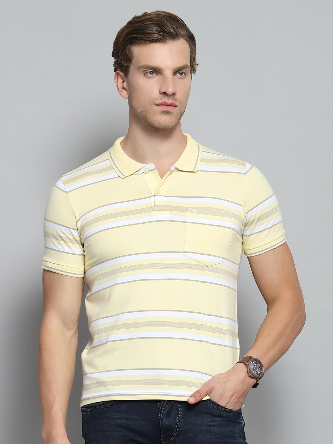 Men Yellow Stripe Collar Half Sleeve T-Shirt