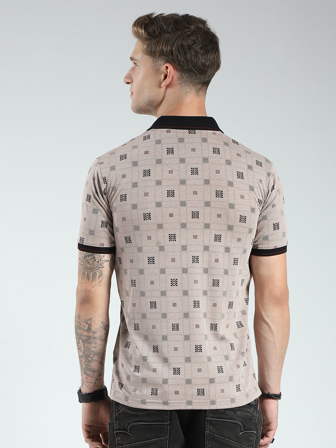 Men Beige Printed Collar Half Sleeve T-Shirt