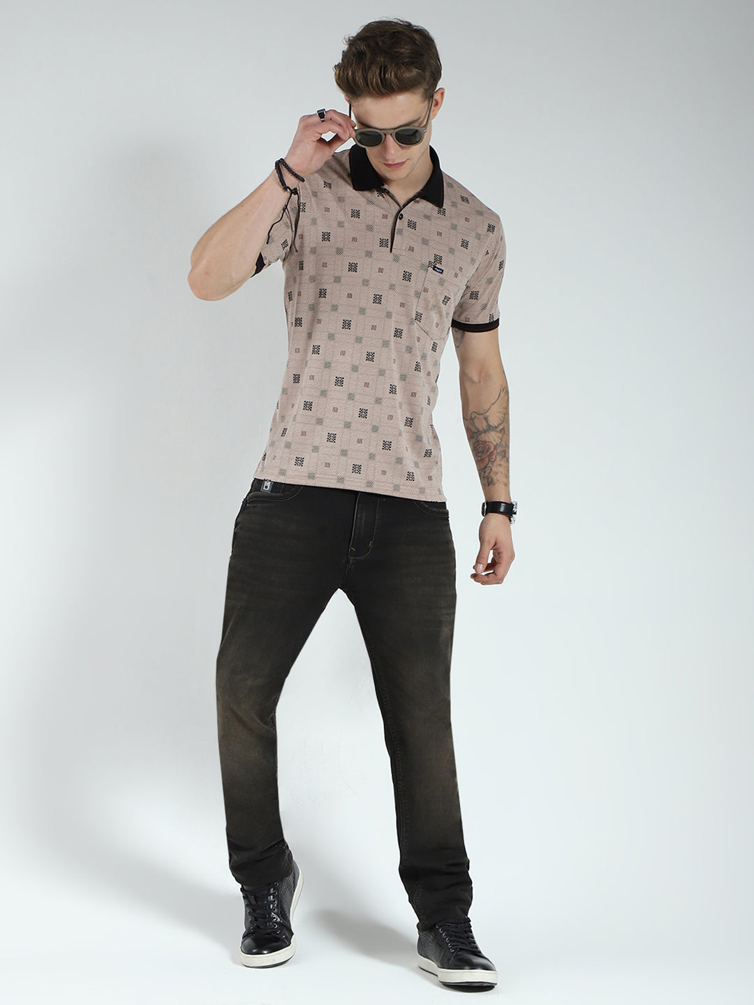 Men Beige Printed Collar Half Sleeve T-Shirt
