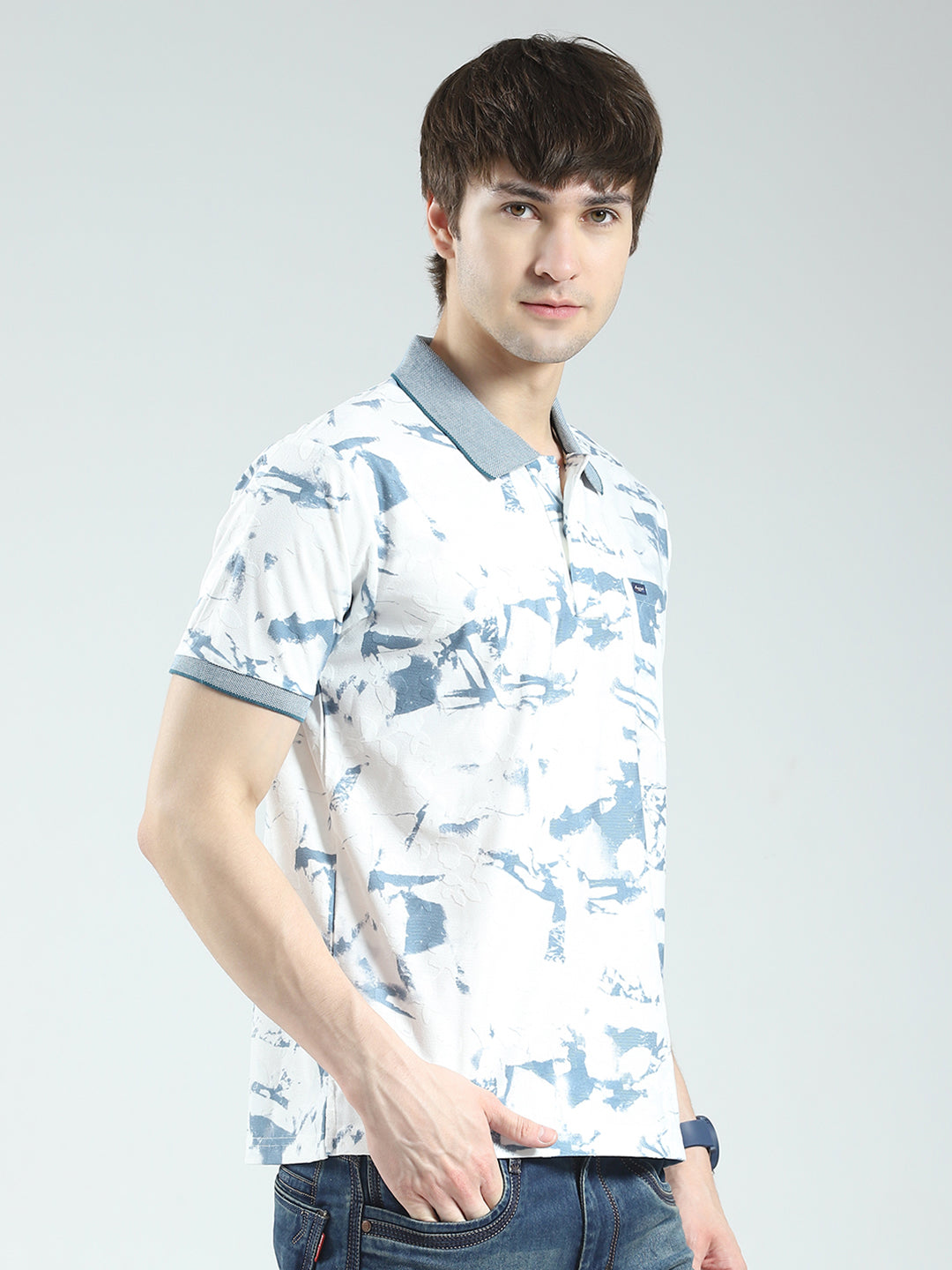 Men Blue Printed Collar Half Sleeve T-Shirt